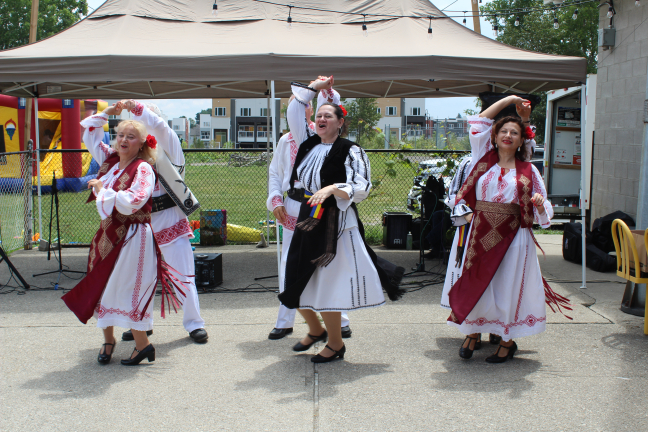 Les aînés se rassemblent à Welland pour fêter la Saint-Jean